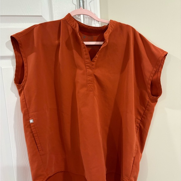 Figs Rafaela Scrub Top - Picture 1 of 2